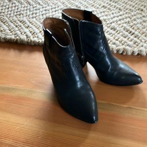 Frye Reina Western Black Booties Size 9